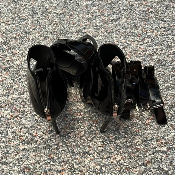 Black Women's High Heel Shoes - Picture 6 of 11